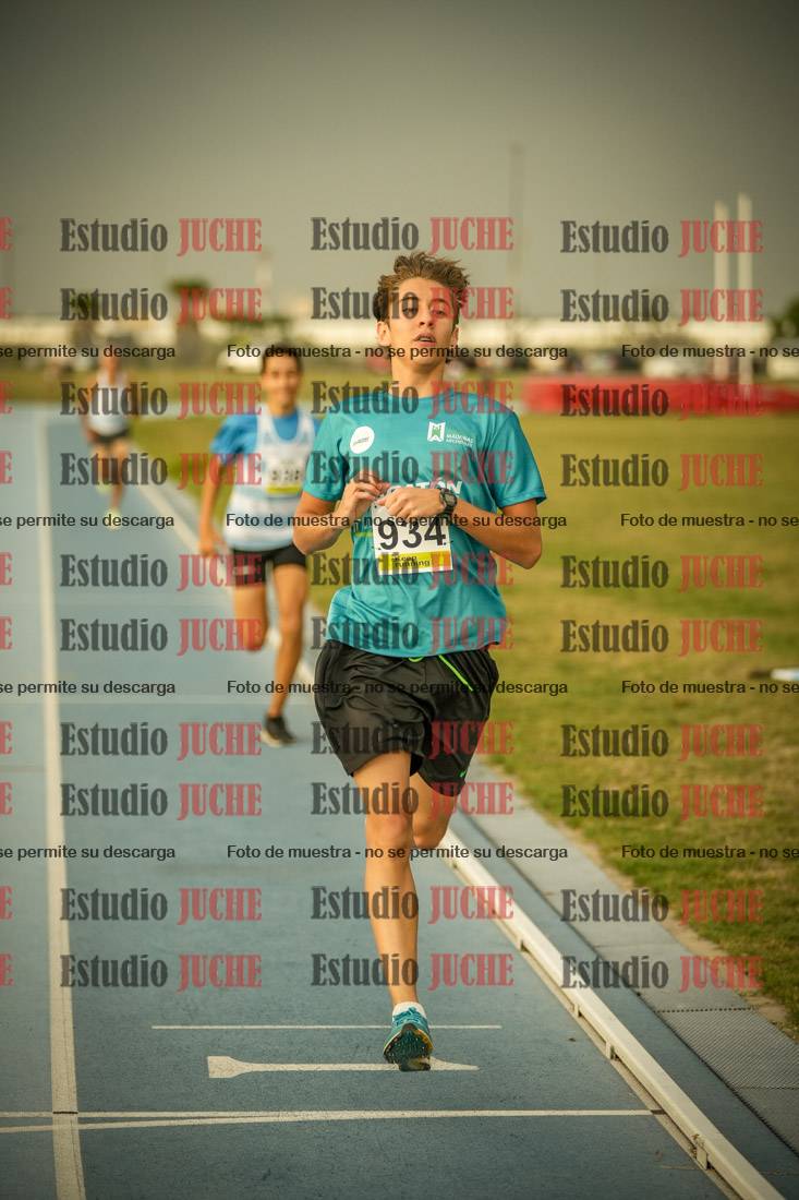 Fotos de los 1000 m llanos de varones