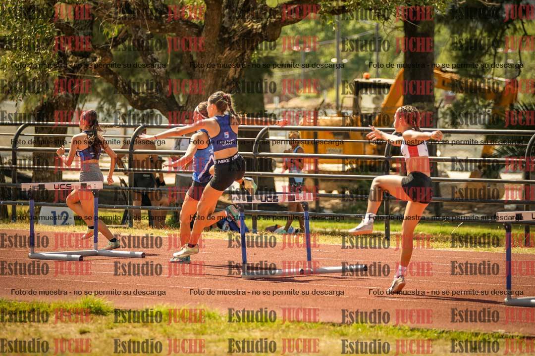 Fotos de los 295 m con vallas de mujeres