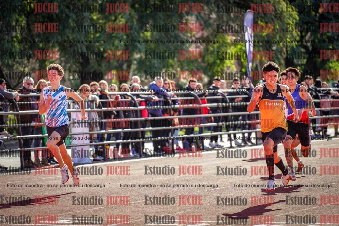 Fotos de los 200 m llanos de varones