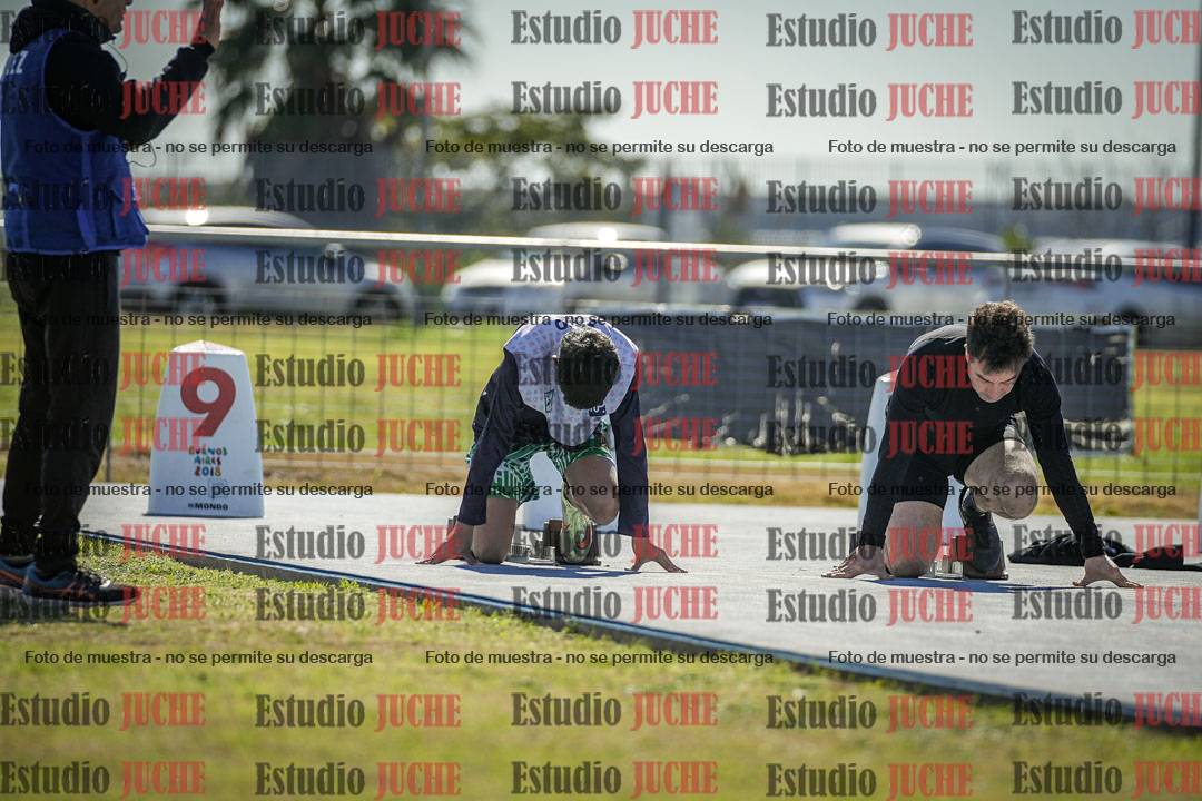 Fotos de los 100 m llanos de varones
