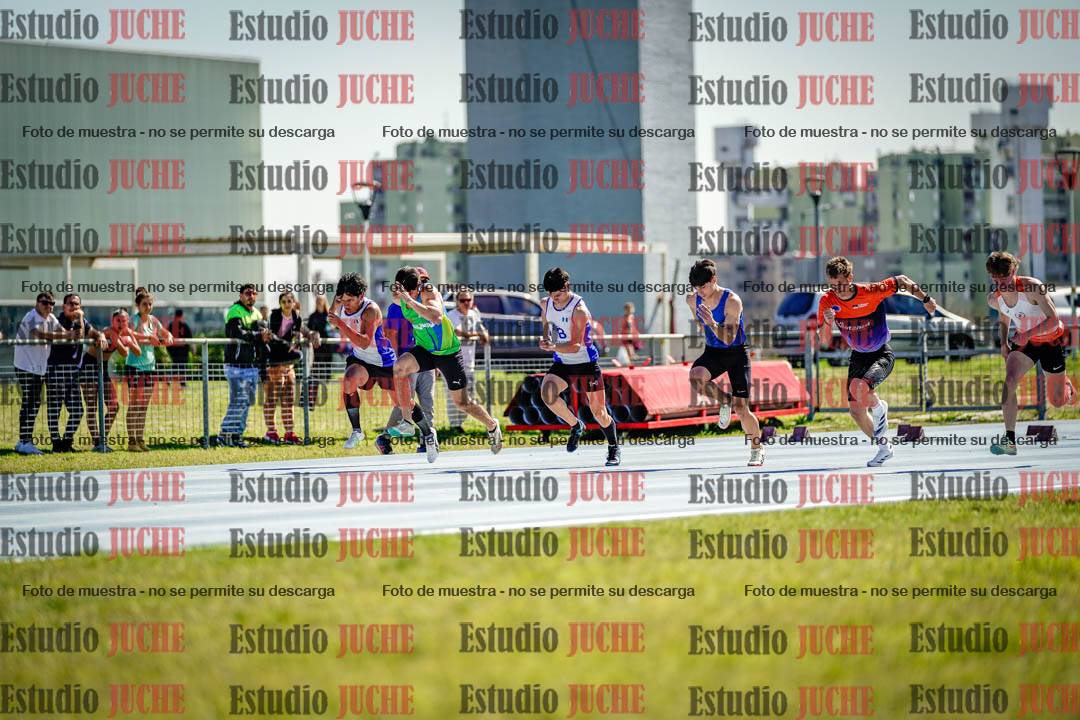 Fotos de los 100 m llanos de varones