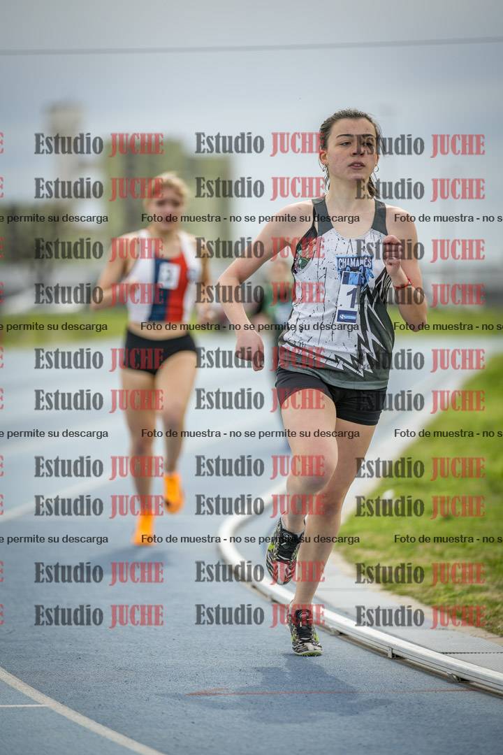 Fotos de los 800 m llanos de mujeres - U17
