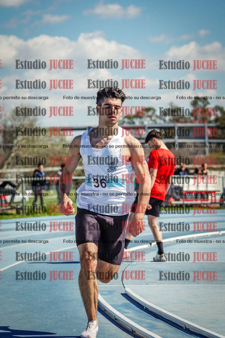 Fotos de los 800 m llanos de varones