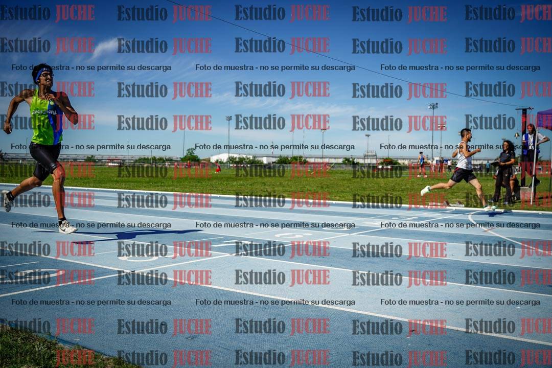 Fotos de los 400 m llanos de varones