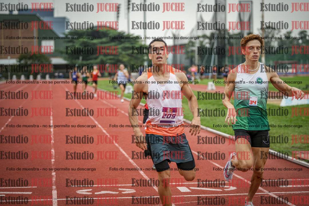 Fotos de los 800 m llanos de varones