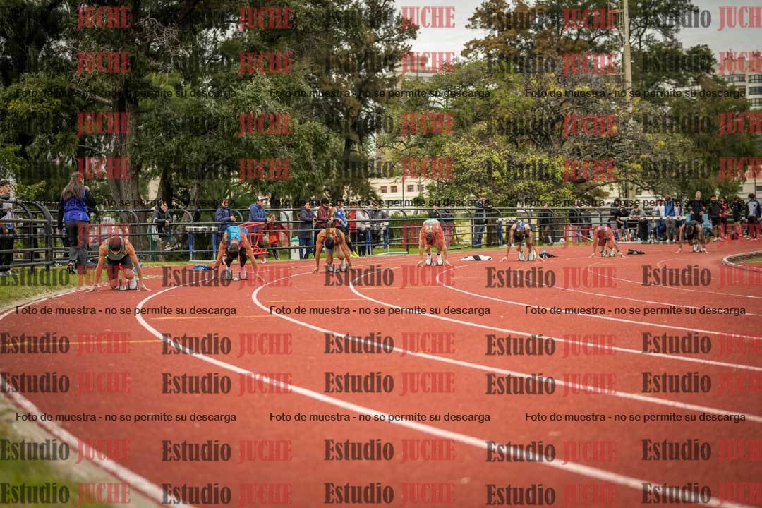 Fotos de los 200 m llanos de varones
