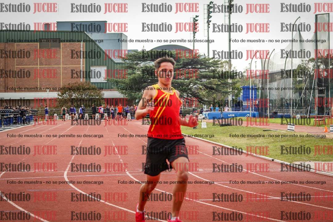 Fotos de los 100 m llanos de varones
