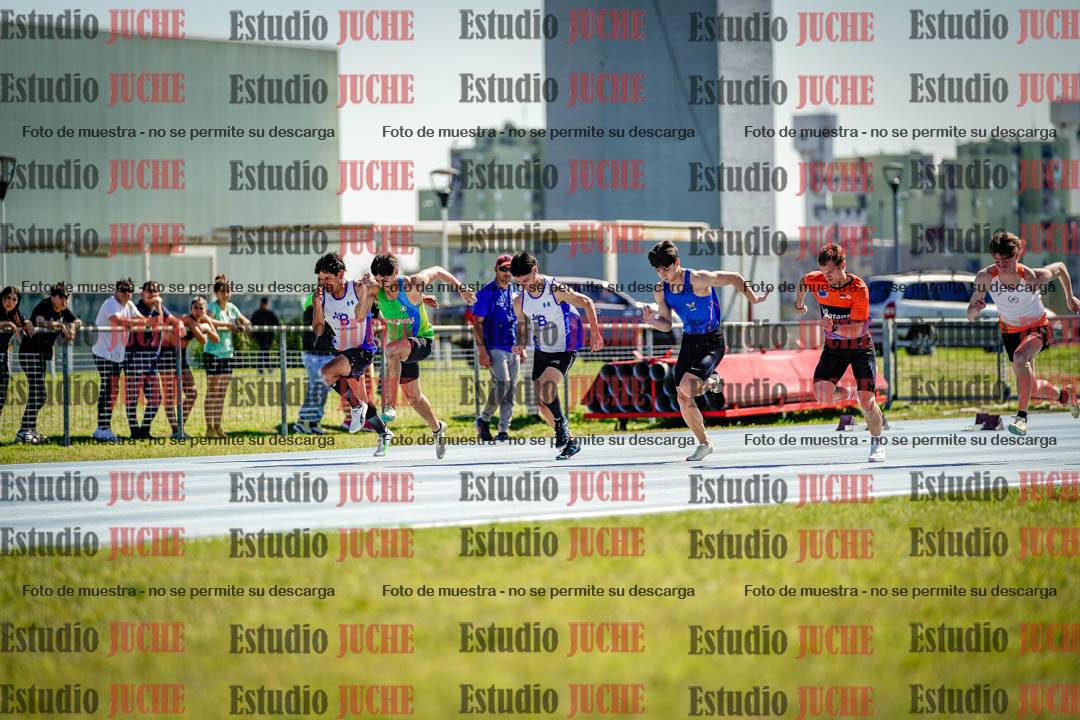Fotos de los 100 m llanos de varones