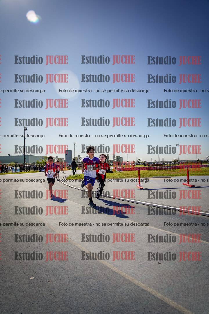 Fotos de los 1000 m llanos de varones