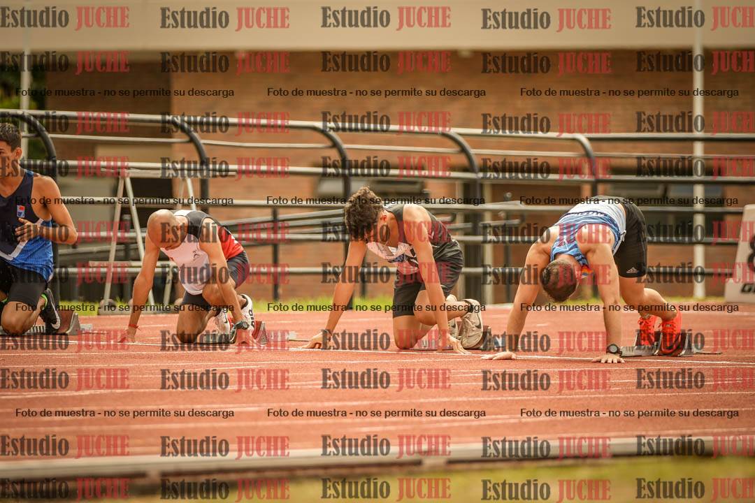 Fotos de los 100 m llanos de varones