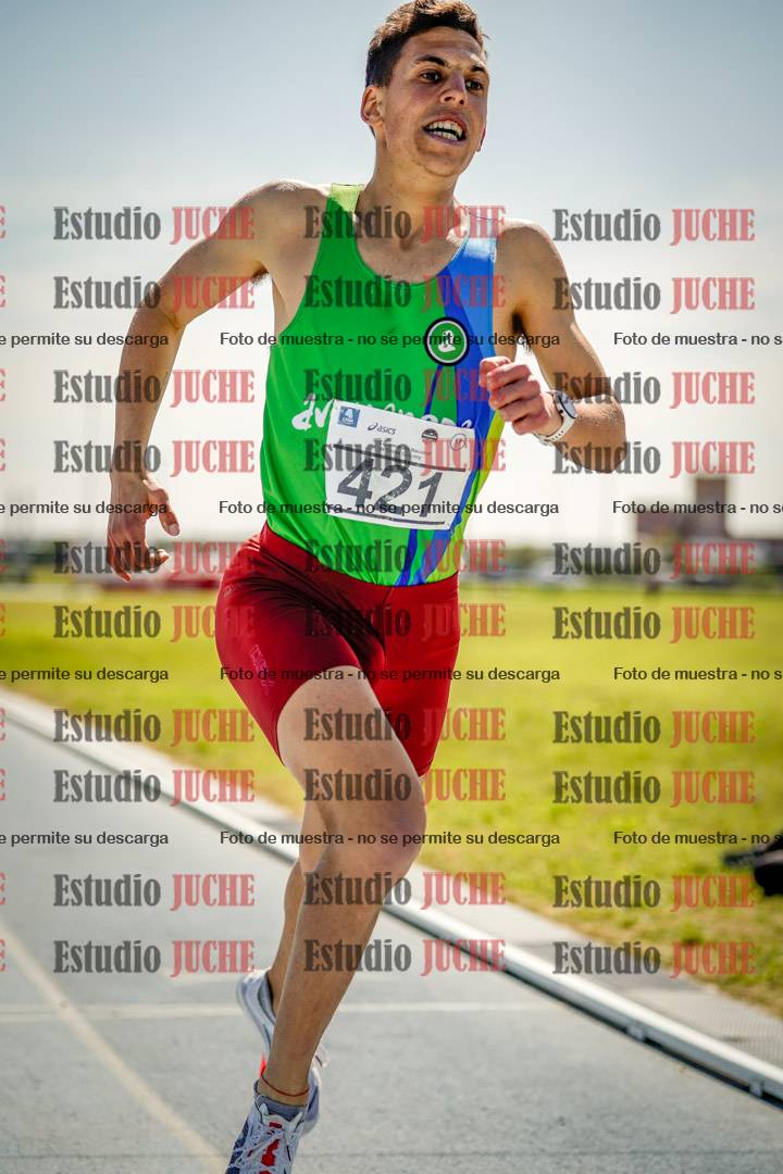 Fotos de los 800 m llanos de varones