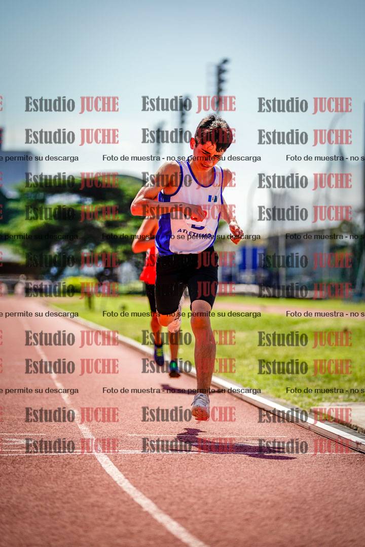 Fotos de los 2400 m llanos de varones