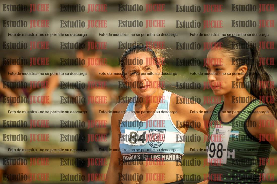 Fotos de los 1500 m llanos de mujeres