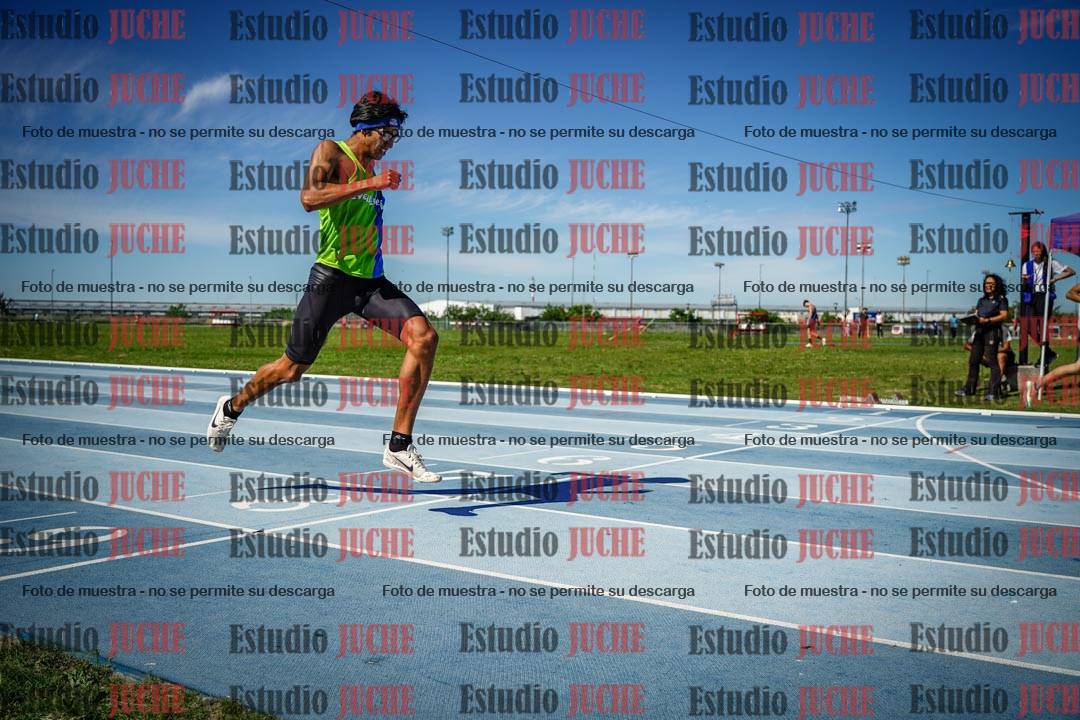 Fotos de los 400 m llanos de varones