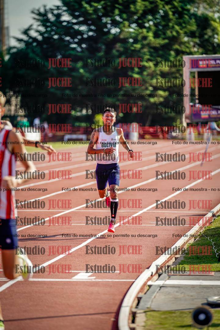 Fotos de los 1500 m llanos de varones