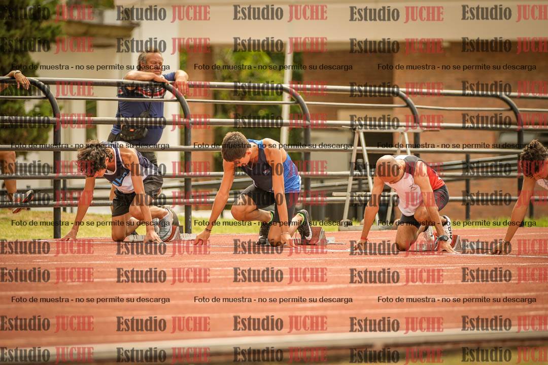 Fotos de los 100 m llanos de varones