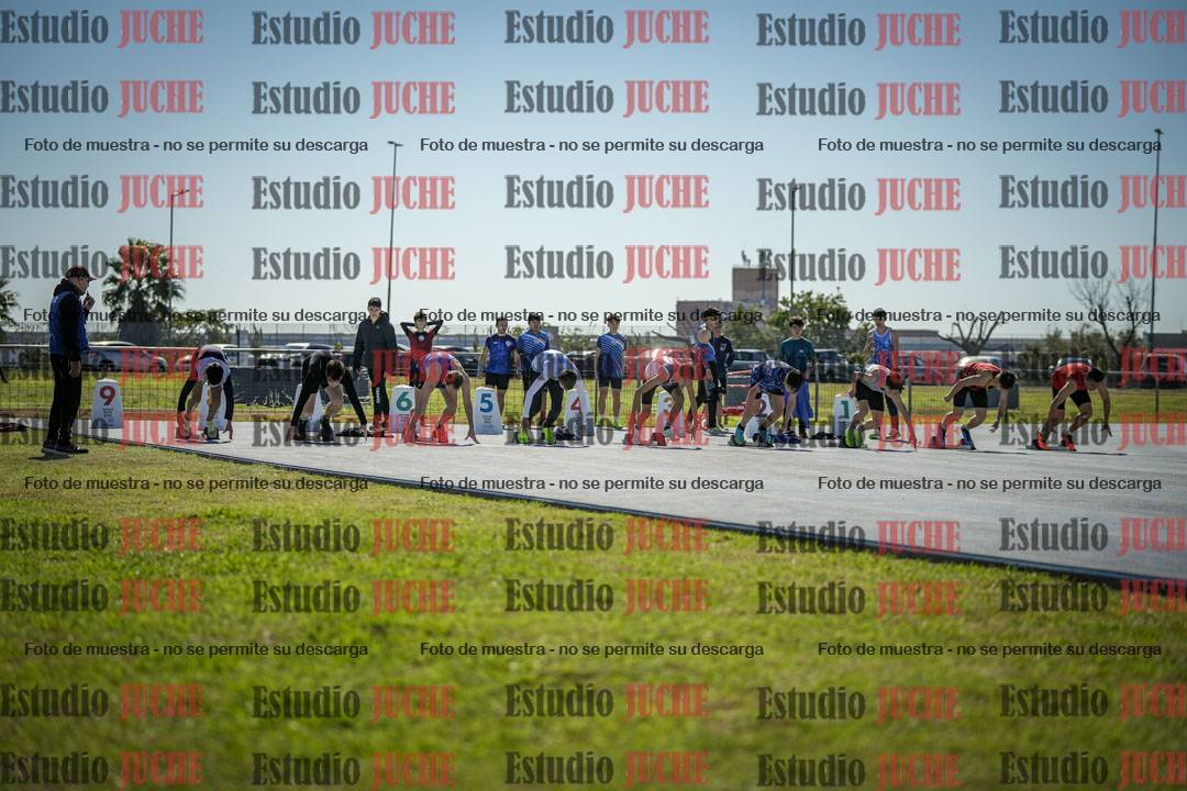 Fotos de los 100 m llanos de varones