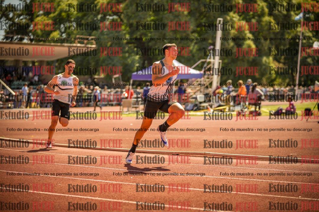 Fotos de los 400 m llanos de varones