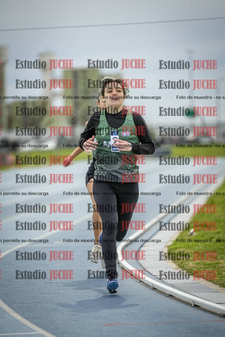 Fotos de los 800 m llanos de mujeres - U17