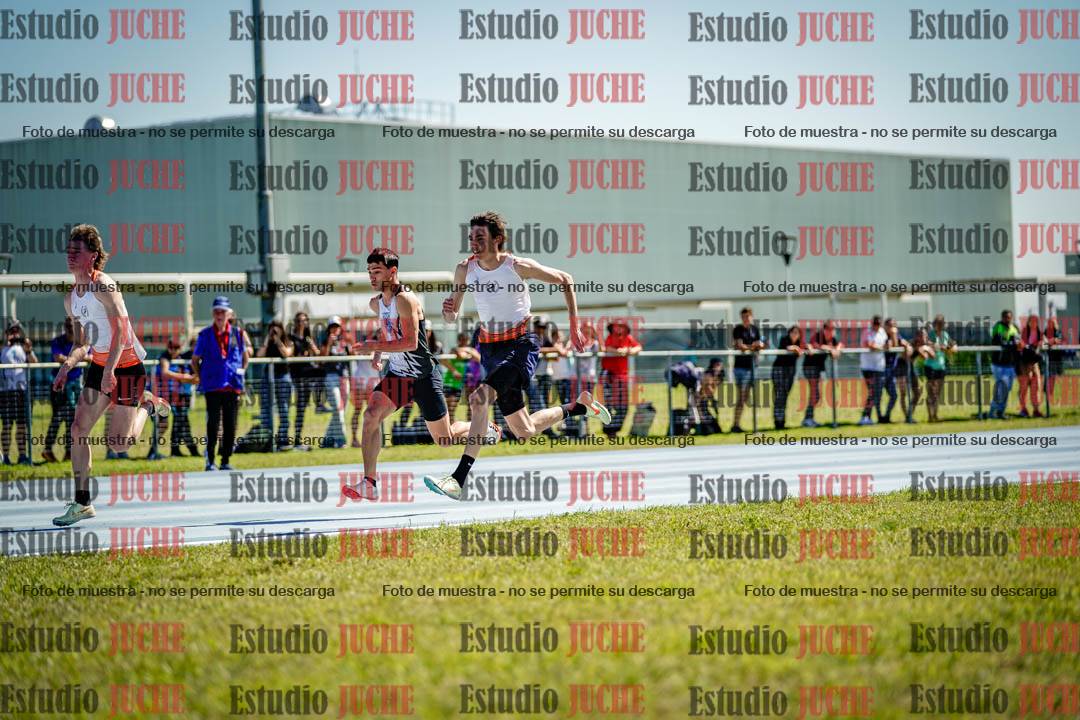 Fotos de los 100 m llanos de varones
