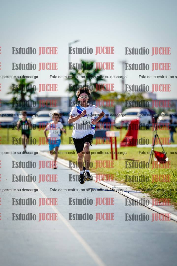 Fotos de los 1000 m llanos de varones