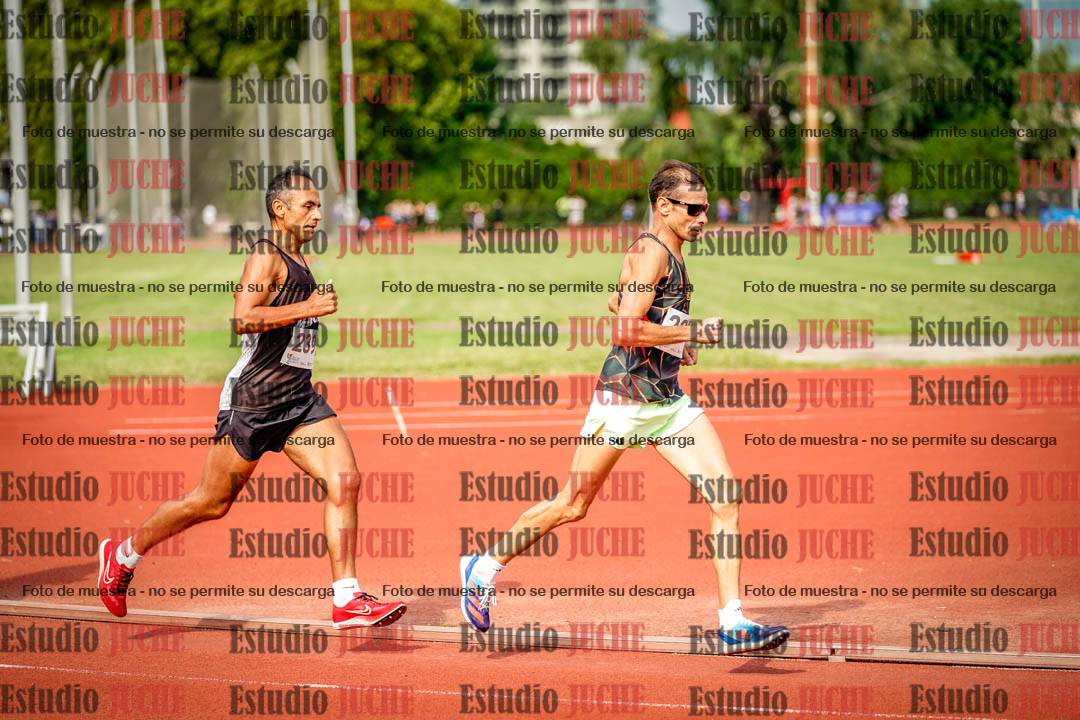 Fotos de los 3000 m llanos de varones