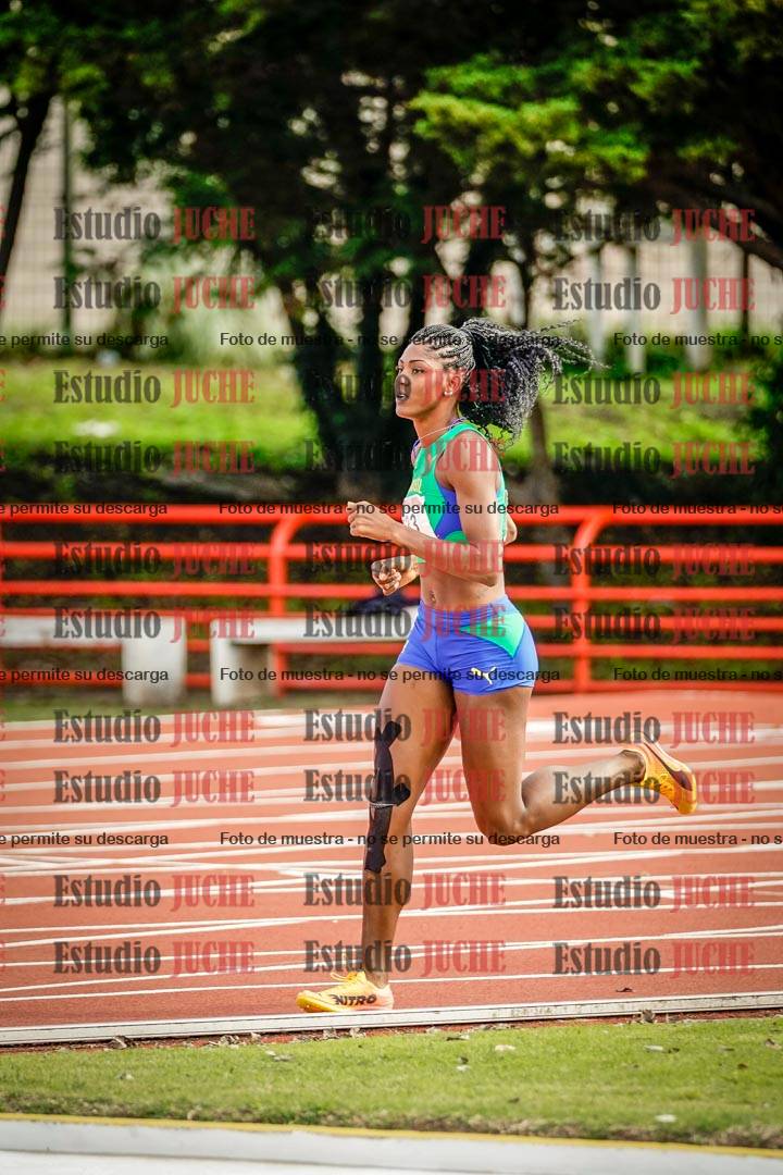 Fotos de los 800 m llanos de mujeres - hepta 7