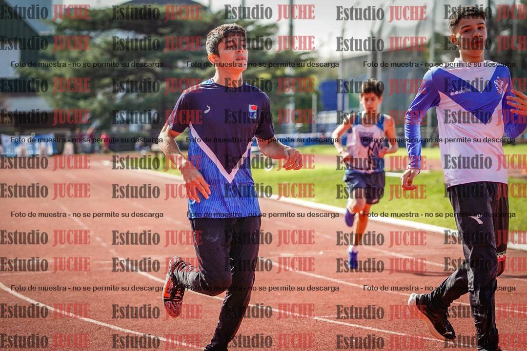 Fotos de los 150 m llanos de varones