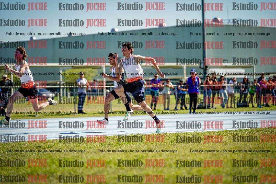 Fotos de los 100 m llanos de varones