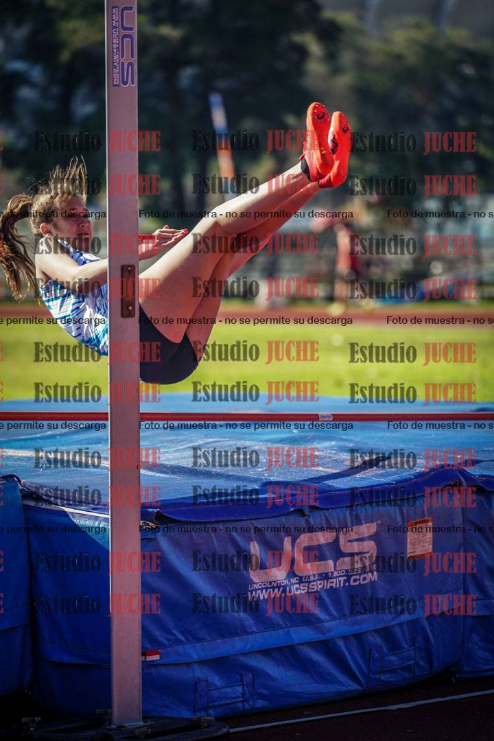 Fotos del salto en alto de mujeres