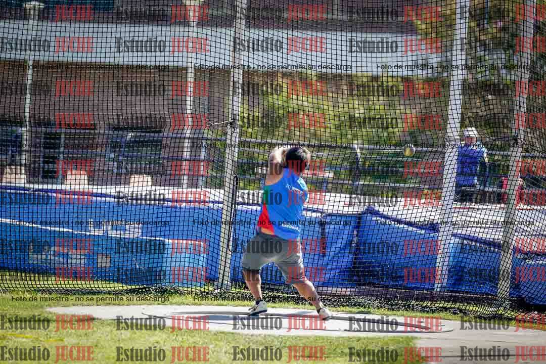 Fotos del lanzamiento de martillo de varones