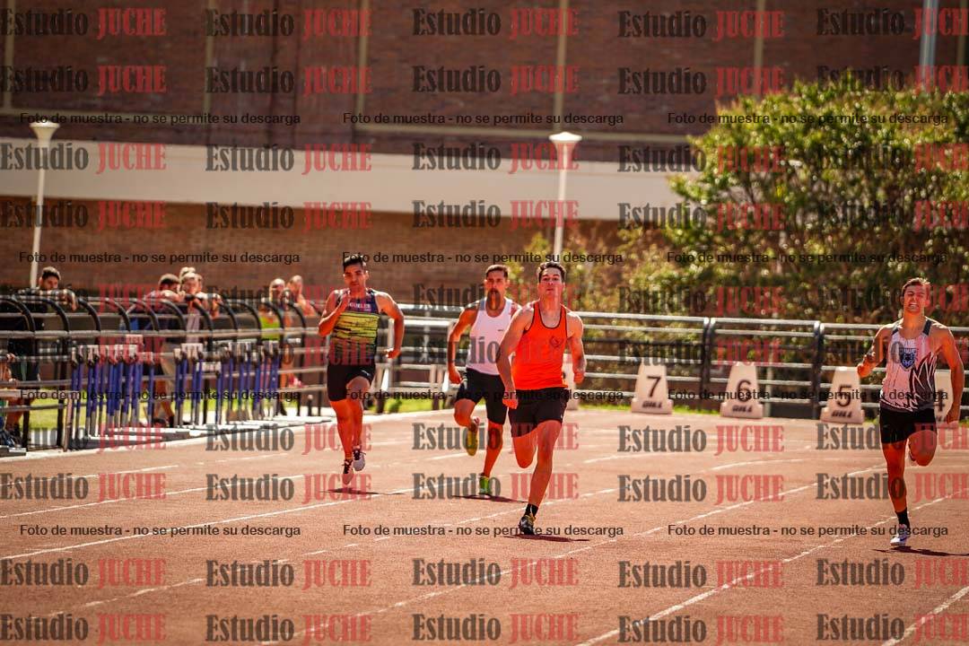 Fotos de los 400 m llanos de varones