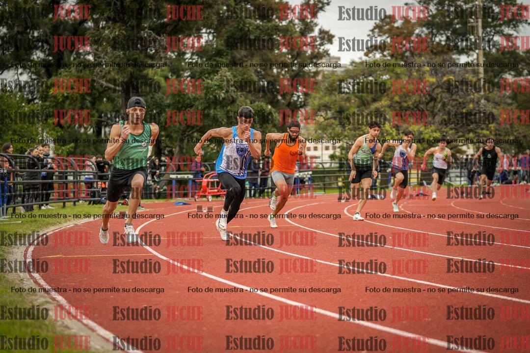 Fotos de los 200 m llanos de varones