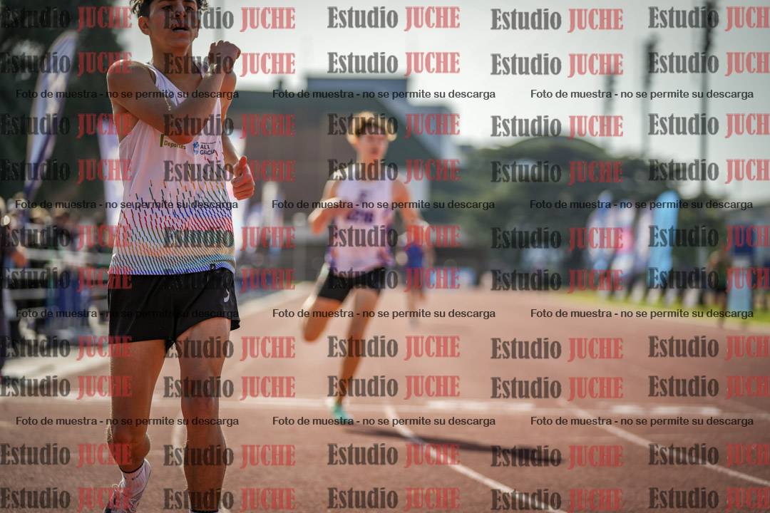 Fotos de los 400 m llanos de varones