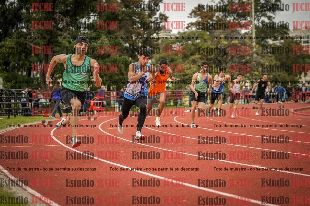 Fotos de los 200 m llanos de varones