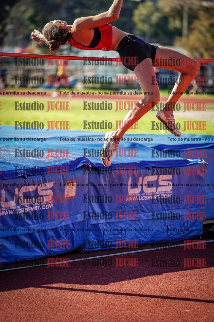 Fotos del salto en alto de mujeres