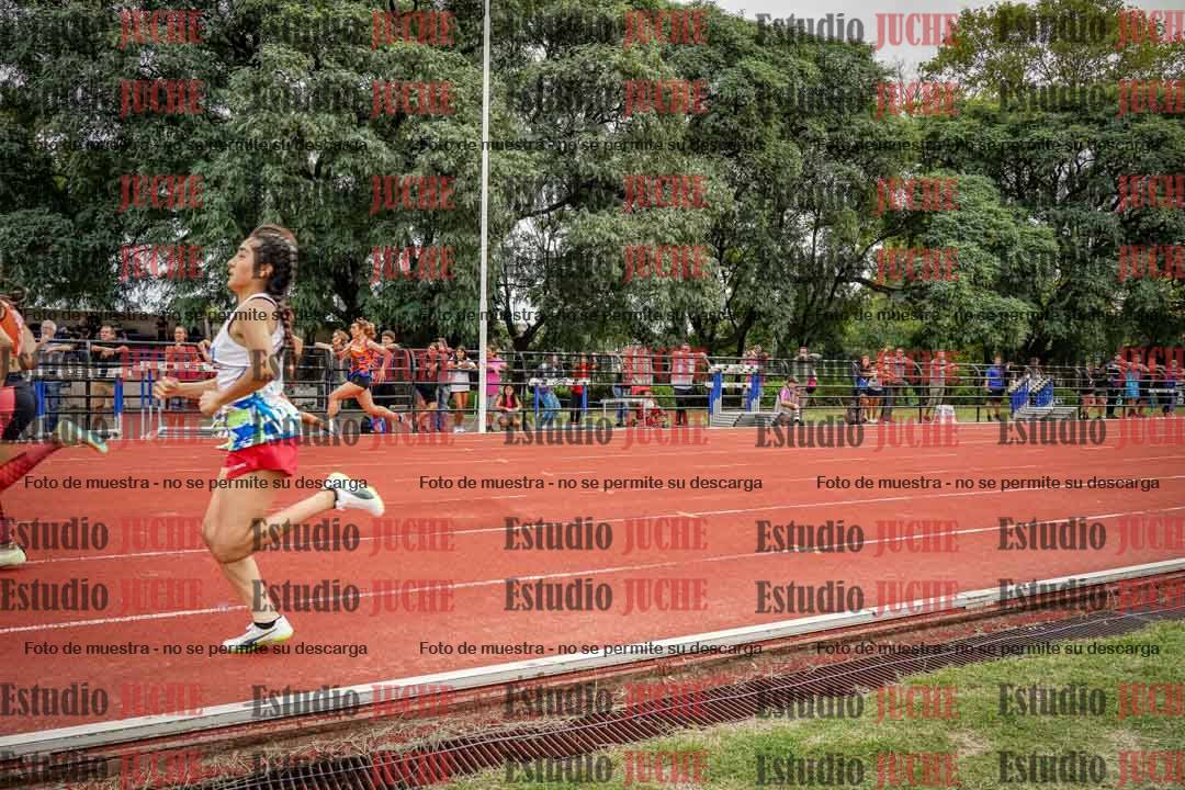 Fotos de los 80 m llanos de mujeres