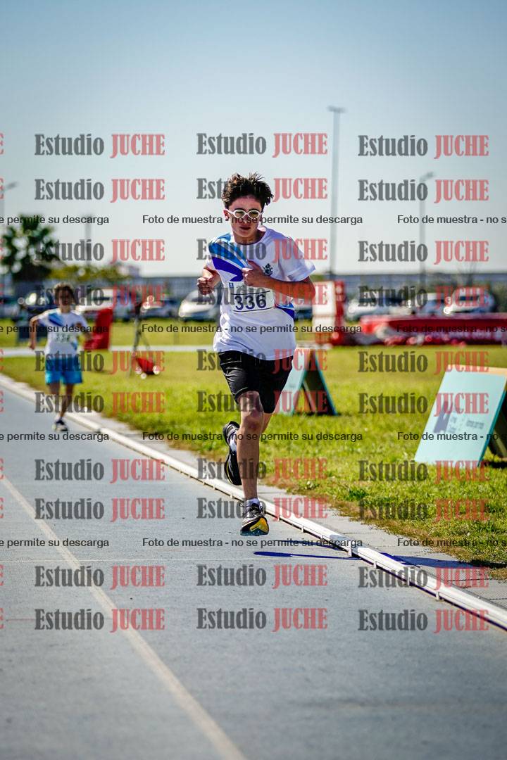 Fotos de los 1000 m llanos de varones