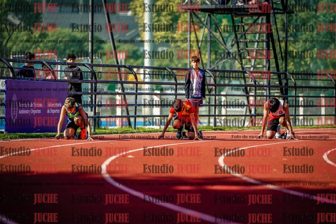 Fotos de los 150 m llanos de varones