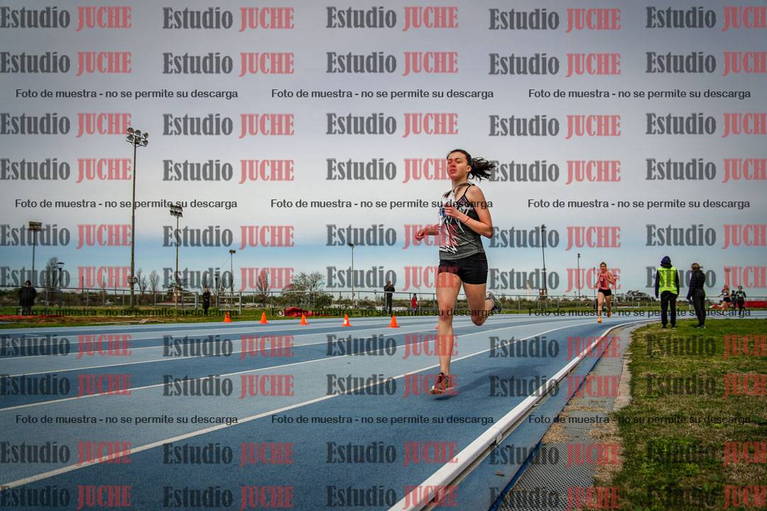 Fotos de los 800 m llanos de mujeres - U17