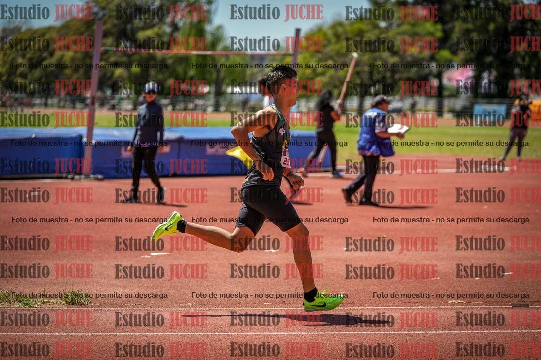 Fotos de los 800 m llanos de varones