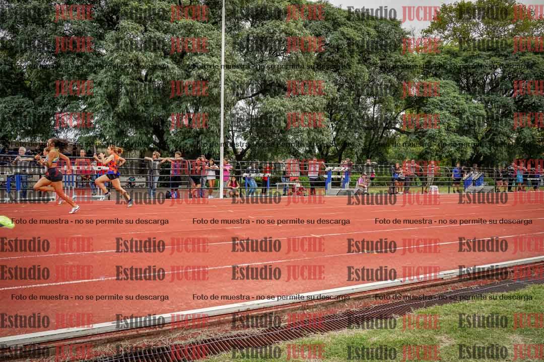 Fotos de los 80 m llanos de mujeres