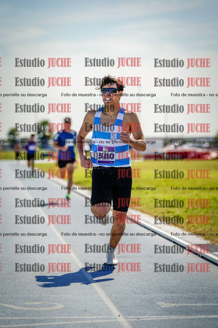 Fotos de los 800 m llanos de varones