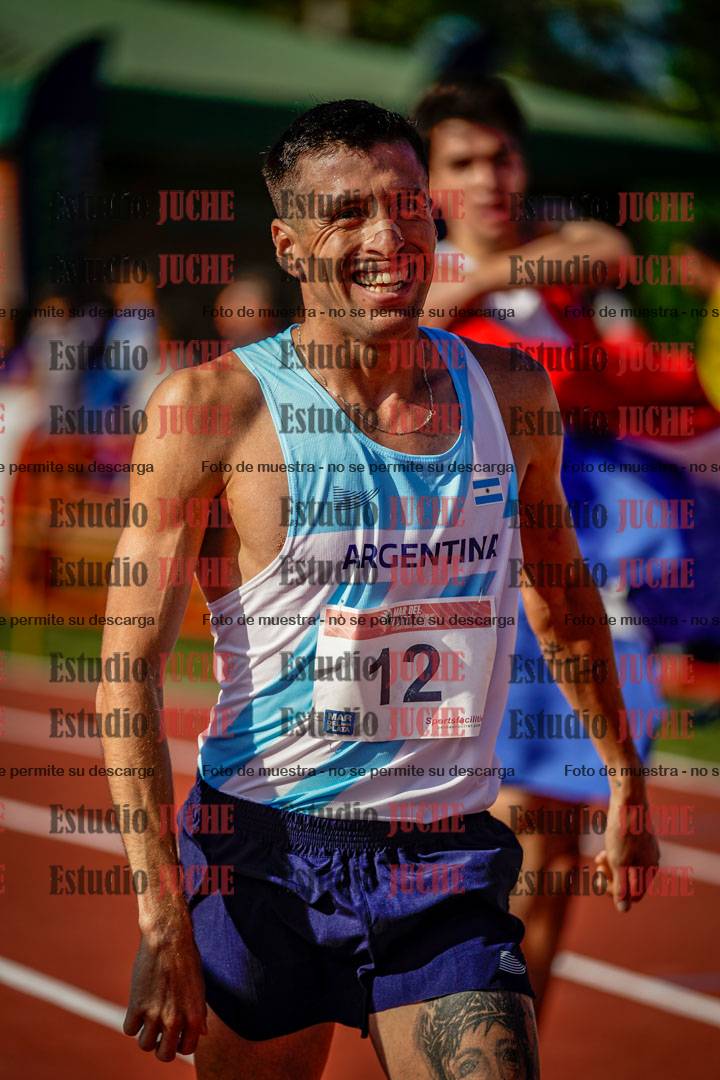 Fotos de algunos extras y podios del día 1
