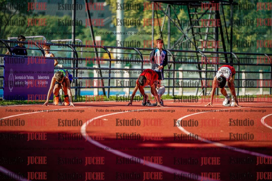 Fotos de los 150 m llanos de varones