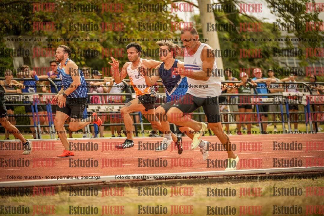 Fotos de los 100 m llanos de varones