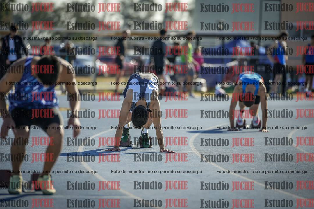 Fotos de los 400 m llanos de varones