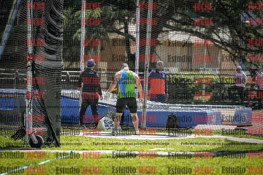 Fotos del lanzamiento de martillo de varones