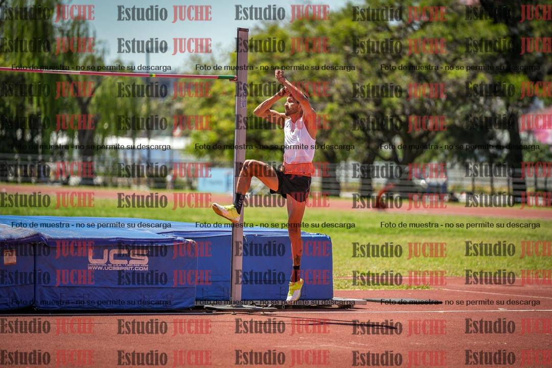 Fotos del salto en alto de varones