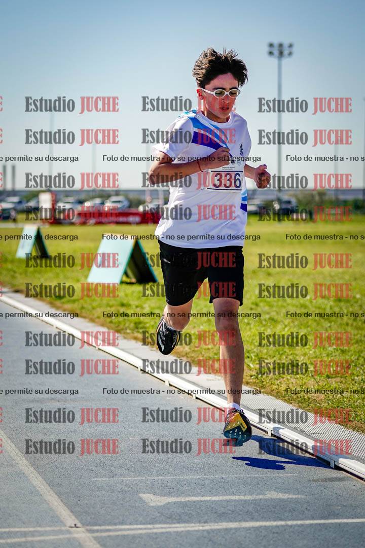 Fotos de los 1000 m llanos de varones